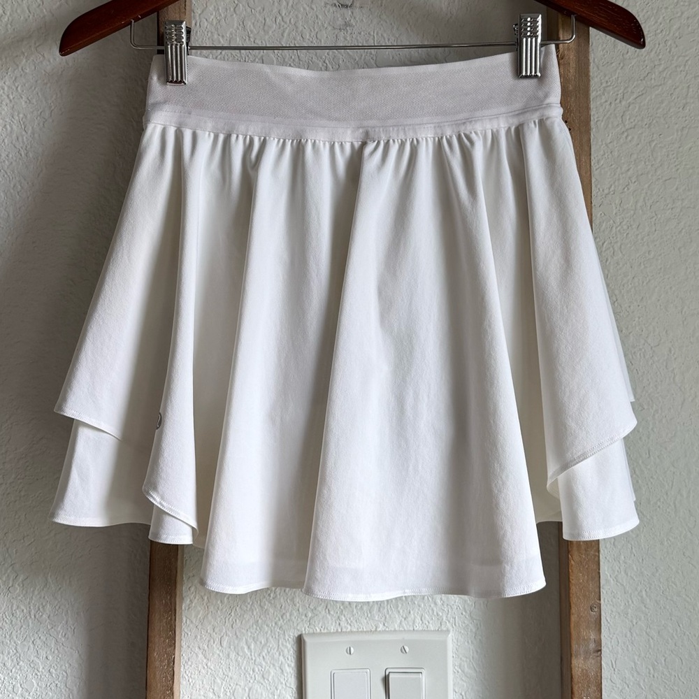 Lululemon Court Revival High Waist Skort in White Sz: 4 - Picture 5 of 10